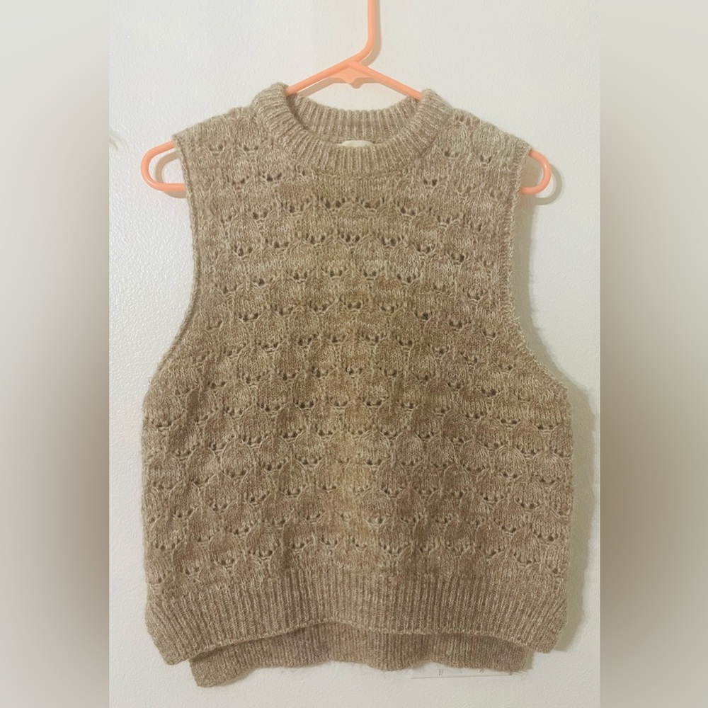 NWOT Universal Thread Brown Tan Knit Sweater Vest Size M‎